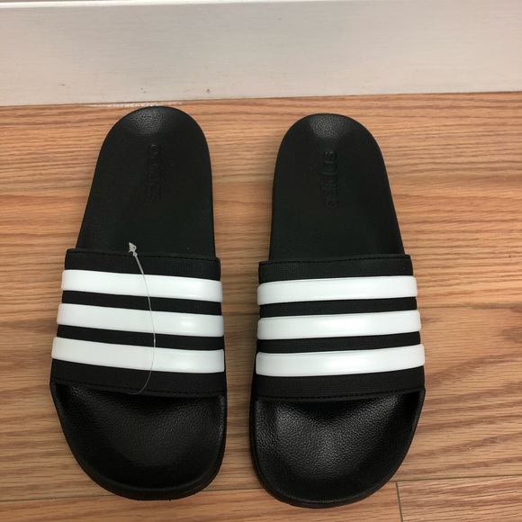Adidas | Men's Adilette Shower Slides | Black - Picture 2 of 4